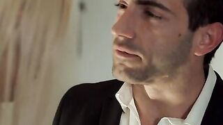 Spy Women Chloe Temple is on a top concealed mission that requires her to break into a locked room and