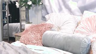 horny and alone pretty babe evelyn claire masturbate - babes