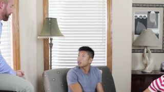 Anal threesome with white dude and some muscular Asians