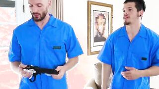 Mini Muslim Makes a Deal