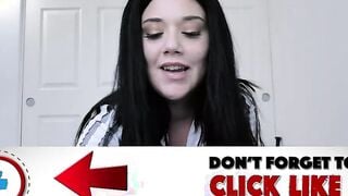 Shaving A MILFs Muff