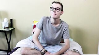 Hung blonde twink Hunter Reed works out his huge monter dick