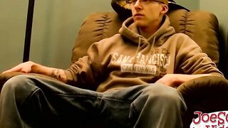 Nerdy looking dude with glasses strips down and jerks it off