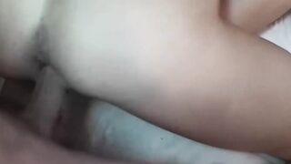 Sexsual English cougar giggles while bouncing on big penis