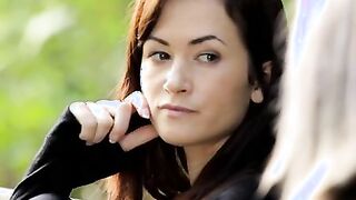 A bad fight leads Tess and Tracy to the verge of breaking up, but the