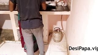 गरम भाभी की रसोई मई मस्त चुदाई डोग्गिस्टीले मई इन फुल हिंदी