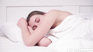 MY18TEENS - Adorable bimbos woke up and plays with snatch