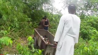 SOMEWHERE INTO NASARAWA THE ABOKI WITH SWAG, 2 SISTERS STOPPED ABOKI ON HIS WAY AND TOOK HIM TO THE BUSH AND BANGED! HIM MERCILESSLY STILL ASKED HIM TO COME BACK TOMORROW FOR MORE CONDEMN