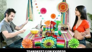 babe Mexican Girl Eliza Ibarra Celebrates Cinco De Mayo With Lucky Stud
