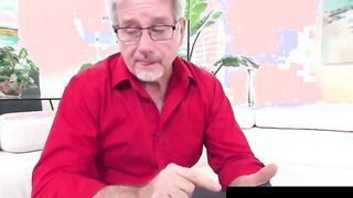 Gigantic Butt Plumper Bunny De La Cruz Twerks on her Mans Cock till it Melts