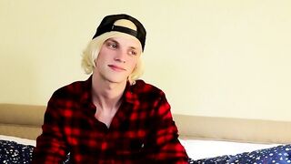 Twink blondie Kayden shares his solo adventure with everyone