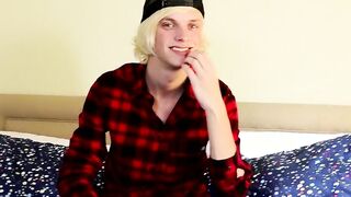 Twink blondie Kayden shares his solo adventure with everyone