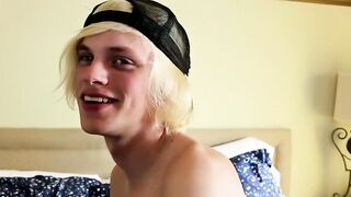 Twink blondie Kayden shares his solo adventure with everyone
