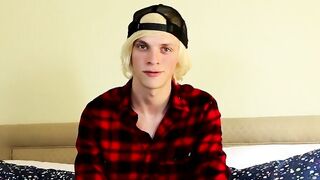 Twink blondie Kayden shares his solo adventure with everyone
