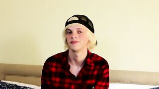 Twink blondie Kayden shares his solo adventure with everyone