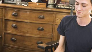 Skinny youngster cums while barebacked by stepdaddy