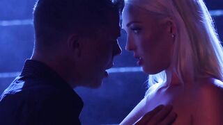 Sensual babe fucked and spunked in the moonlight