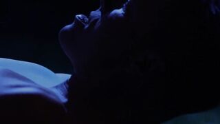 Sensual babe fucked and spunked in the moonlight