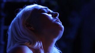 Sensual babe fucked and spunked in the moonlight