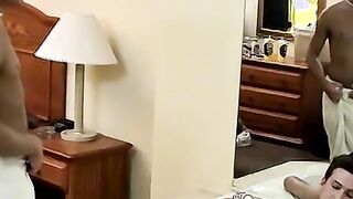 Two foot fetish twinks masturbate during feet worshiping