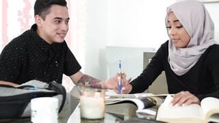 Conservative Arab teen virgin had sex