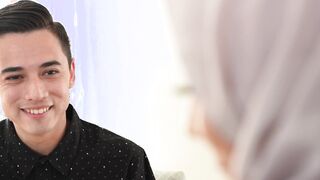 Conservative Arab teen virgin had sex