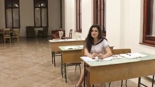 Young trickster Francesca Dicaprio earns good dicking
