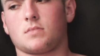 Mature dude sucks younger dick until a very happy ending