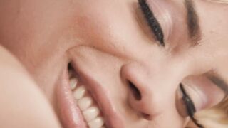 Full Service For Luna Camgirl