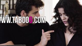 Computer technician sees porn on MILF pc