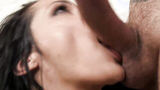 Hotwife Sofi Keeps The Blindfold On