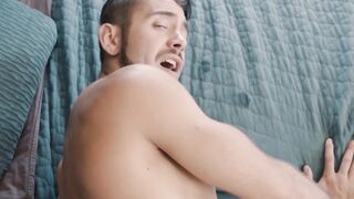 Hairy stud Donte Thick jerks off big dicked stepbro Dante Colle