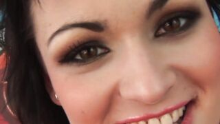 Naughty Euro babe Elis Diamond drilling her pussy with dildo