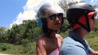 Public blowjob from his Thai girlfriend