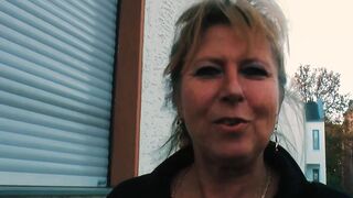 Bi-Curious german cougar wifey wants try FFM 3some at swinger casting