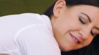 Mature hottie enjoys making a young girl cum multiple times