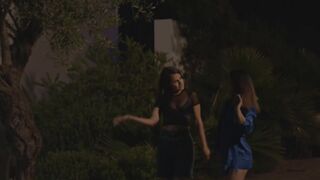 VIXEN Super Sexy-bimbos gone bad Ginebra goes wild at party