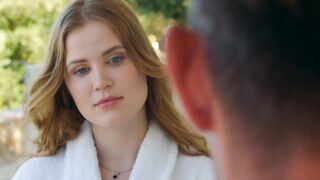 VIXEN Angelina gets the release she needs at Hotel Vixen