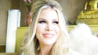 Perfect ass MILF pornstar Jessa Rhodes