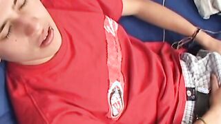 Latino twink masturbates and covers his face with his load
