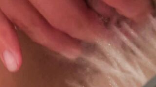 Natural tits Eurobabe Terra Sweet fingering pussy in shower