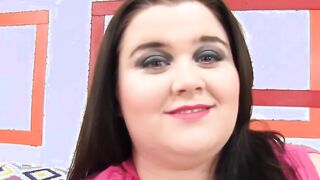 Chubby Holly Jayde plays with sex sex toys