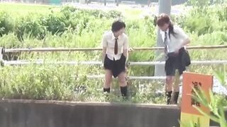 Japanese schoolgirls unleash their peeing power outdoors