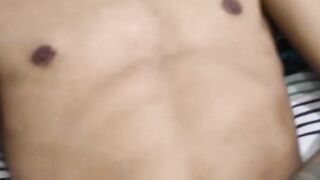 Tattooed dark skinned amateur sticks dildo on wall to play