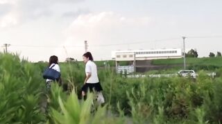 Schoolgirls from Japan peeing while taking a hike