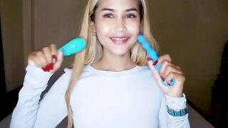 Wet Asian teen masturbated after posing