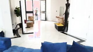 Quickie with busty runner beauty