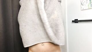 Tiny Hispanic Nadia Angel Shower Shaving Cunt Lotion Routine