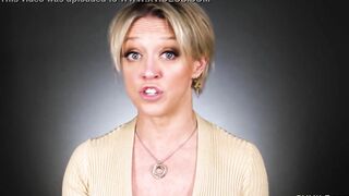 Dee Williams masturbating to squirt