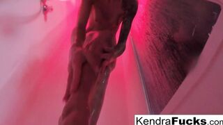 Bombshell Kendra Cole takes a hot shower!
